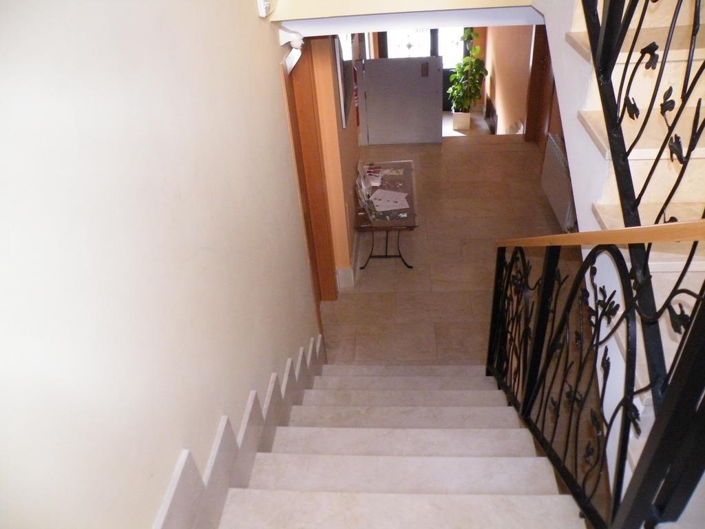 Hostal La Ribera Del Jucar เกว็งกา ภายนอก รูปภาพ