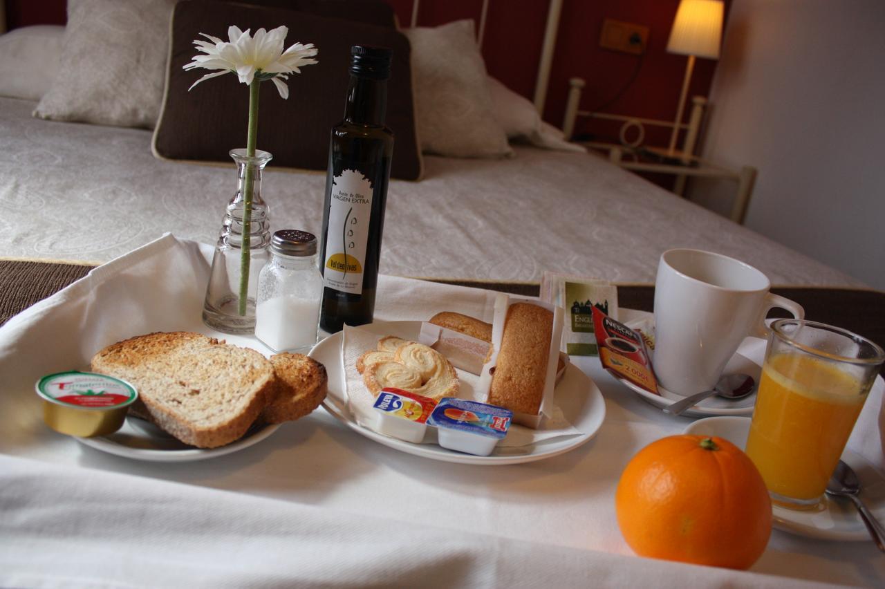 Hostal La Ribera Del Jucar เกว็งกา ภายนอก รูปภาพ