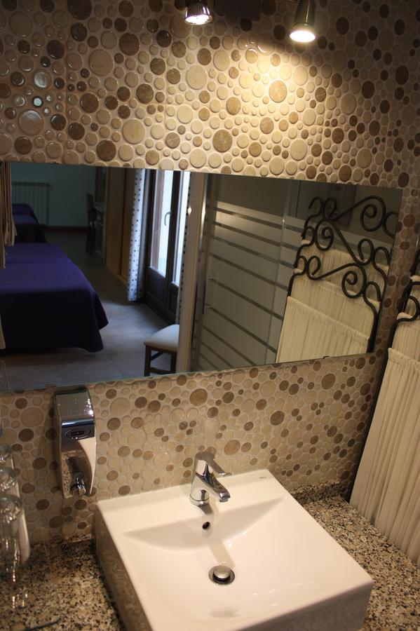 Hostal La Ribera Del Jucar เกว็งกา ภายนอก รูปภาพ
